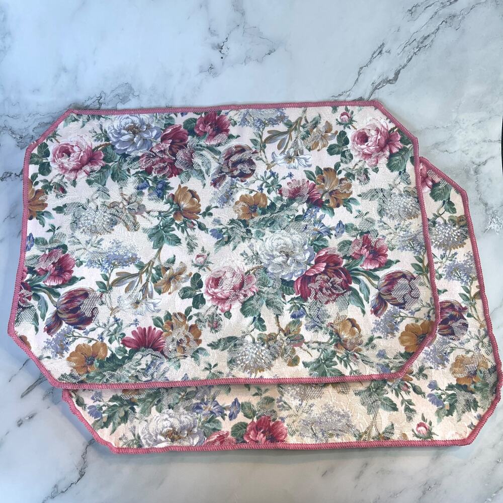 Vintage Floral Quilted Placemats Set of 2 Rose Cottagecore 17x12